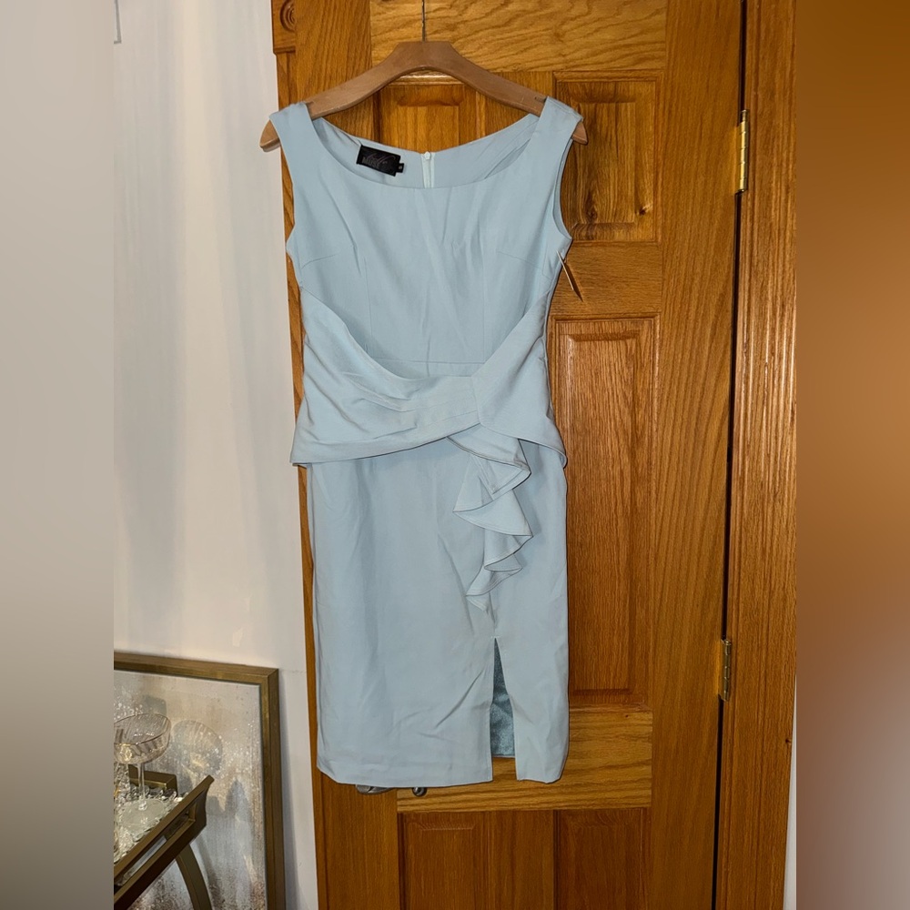 Elegant Blue Sleeveless Dress